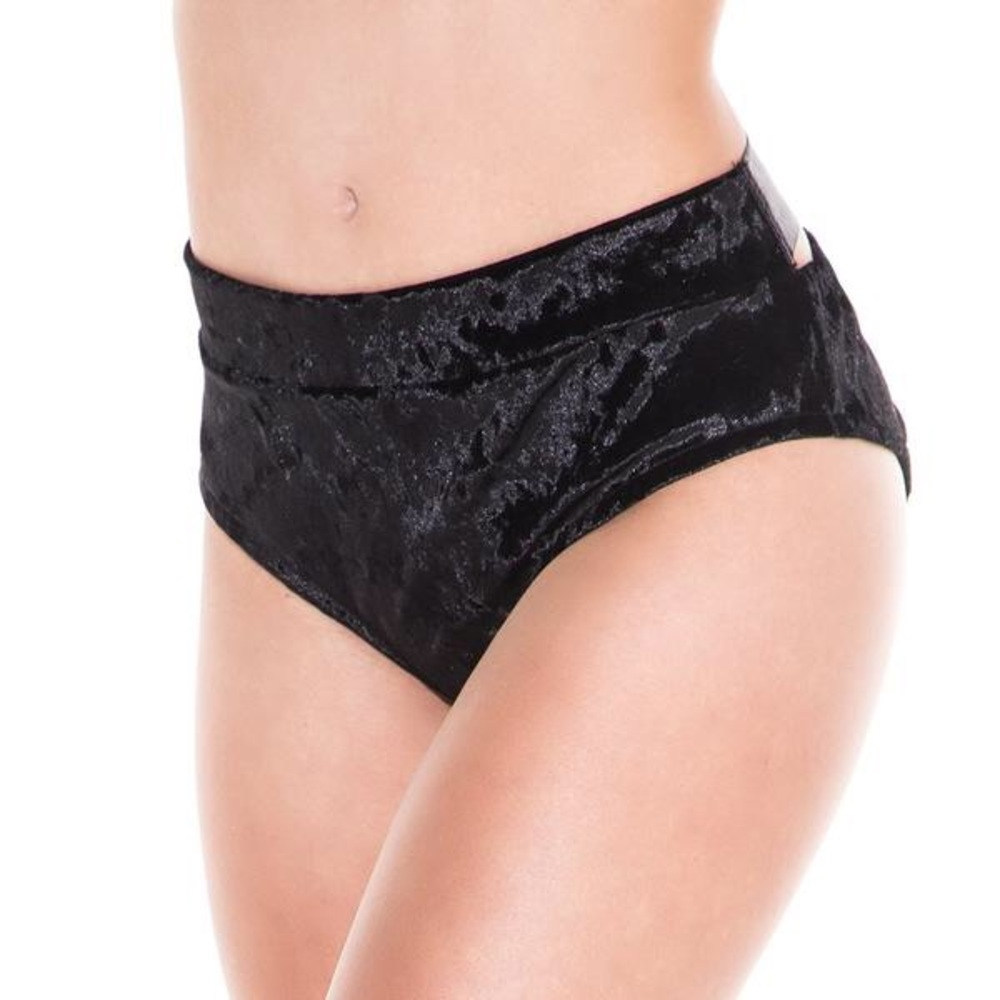 NWOT Iheartraves Velvet Booty Shorts